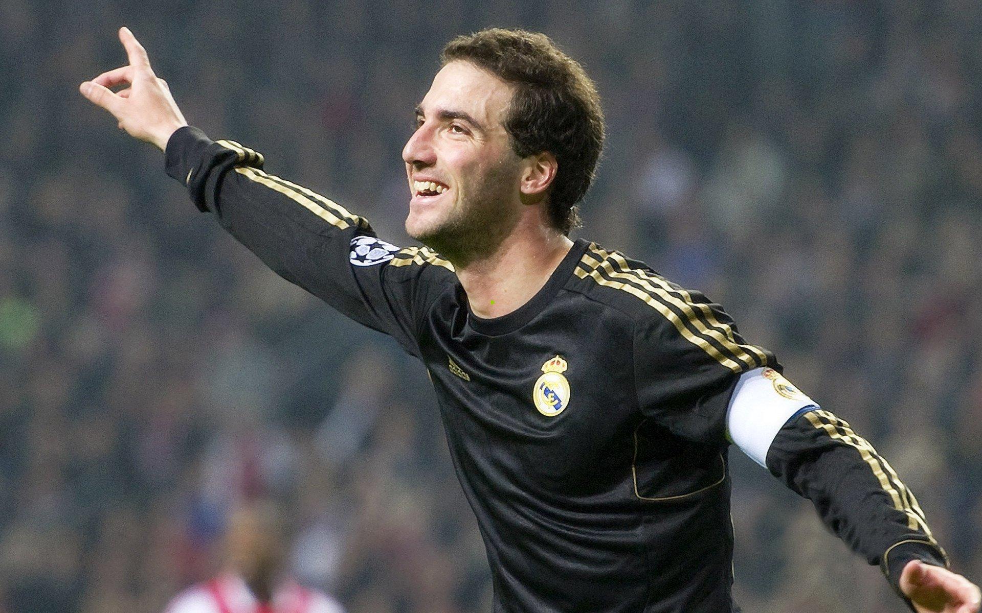 斯卢茨基誓言客战横滨全力以赴，晋级关键战役定命运